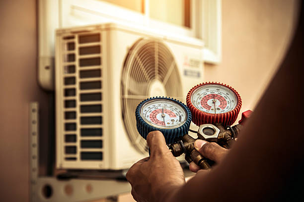 Professional Hvac Installation technician working in Holbrook, MA